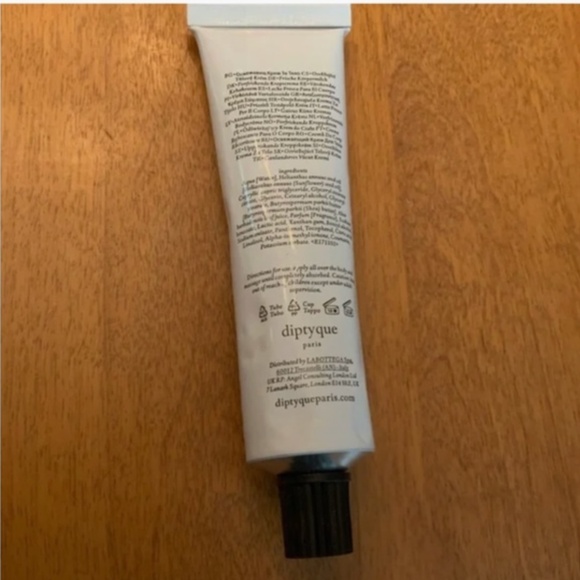 Diptyque Essentielle Face Cream travel size - Picture 2 of 4